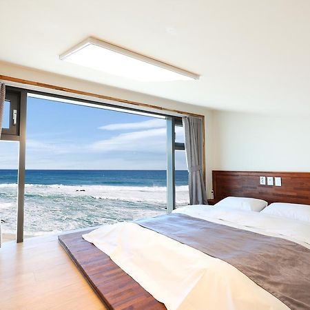 Pool Villa K Gangneung Exteriör bild